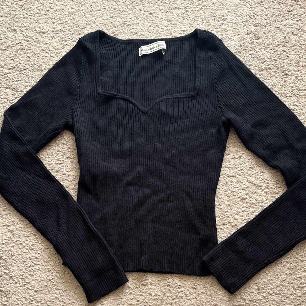 Abercrombie Black Sweetheart Sweater